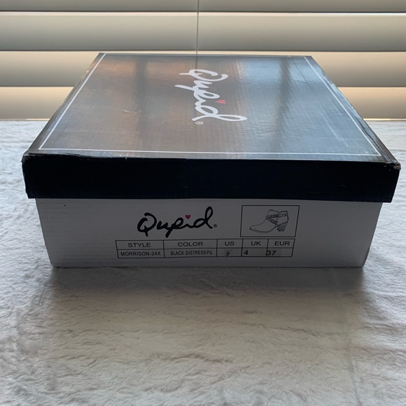 New in box Qupid Morrison booties size 6 women’s - Picture 2 of 6